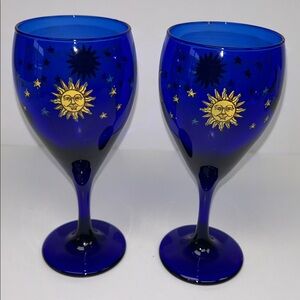 Vintage 1980’s set of 2 cobalt blue “Celestial” wine glasses by Libbey